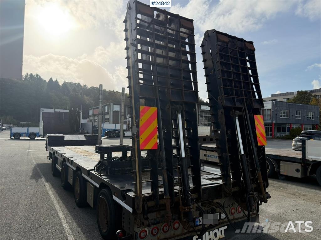 Carnehl 4-axle machinery trailer with 6-metre extension Niski utovarivači