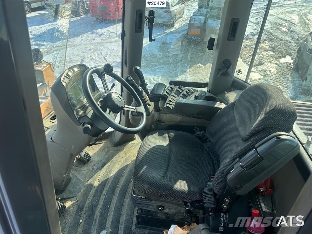 CASE 721E wheel loader w/ bucket. WATCH VIDEO. Wielladers