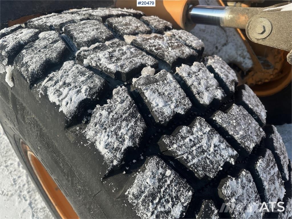 CASE 721E wheel loader w/ bucket. WATCH VIDEO. Wielladers