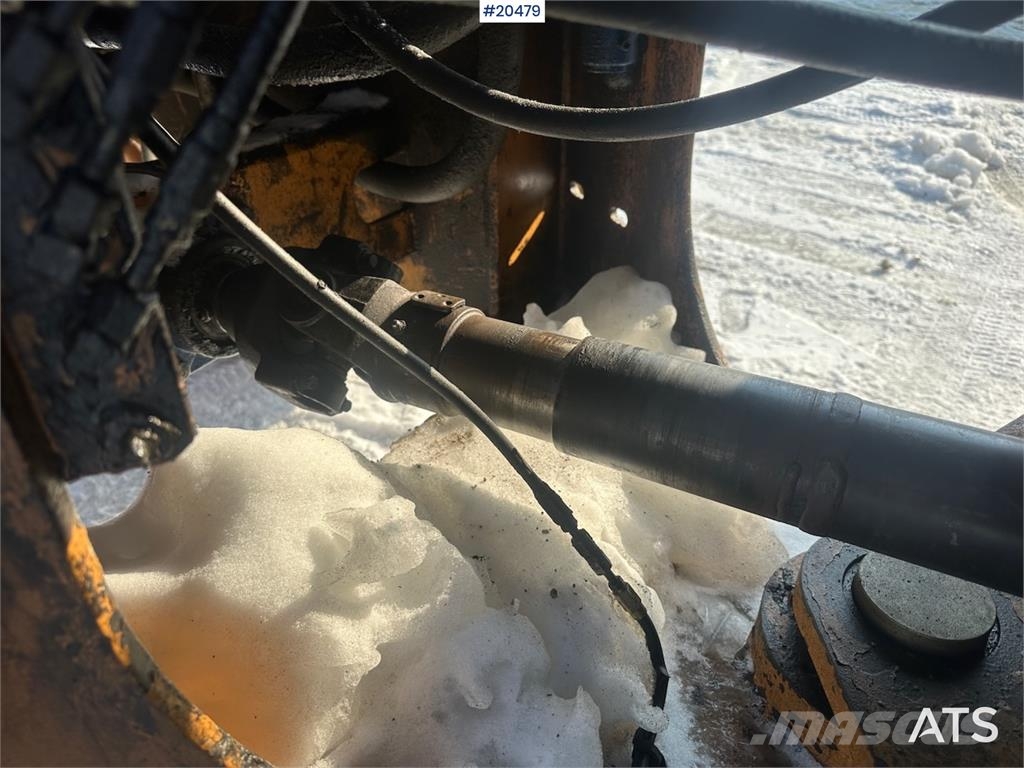 CASE 721E wheel loader w/ bucket. WATCH VIDEO. Wielladers