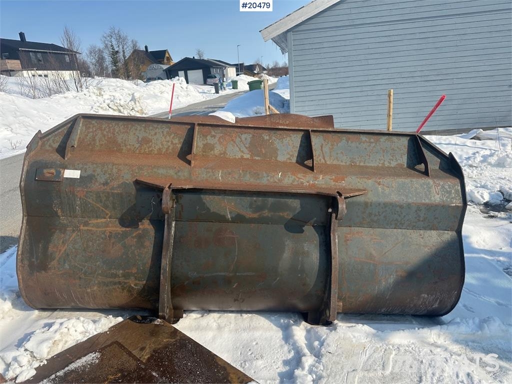 CASE 721E wheel loader w/ bucket. WATCH VIDEO. Wielladers