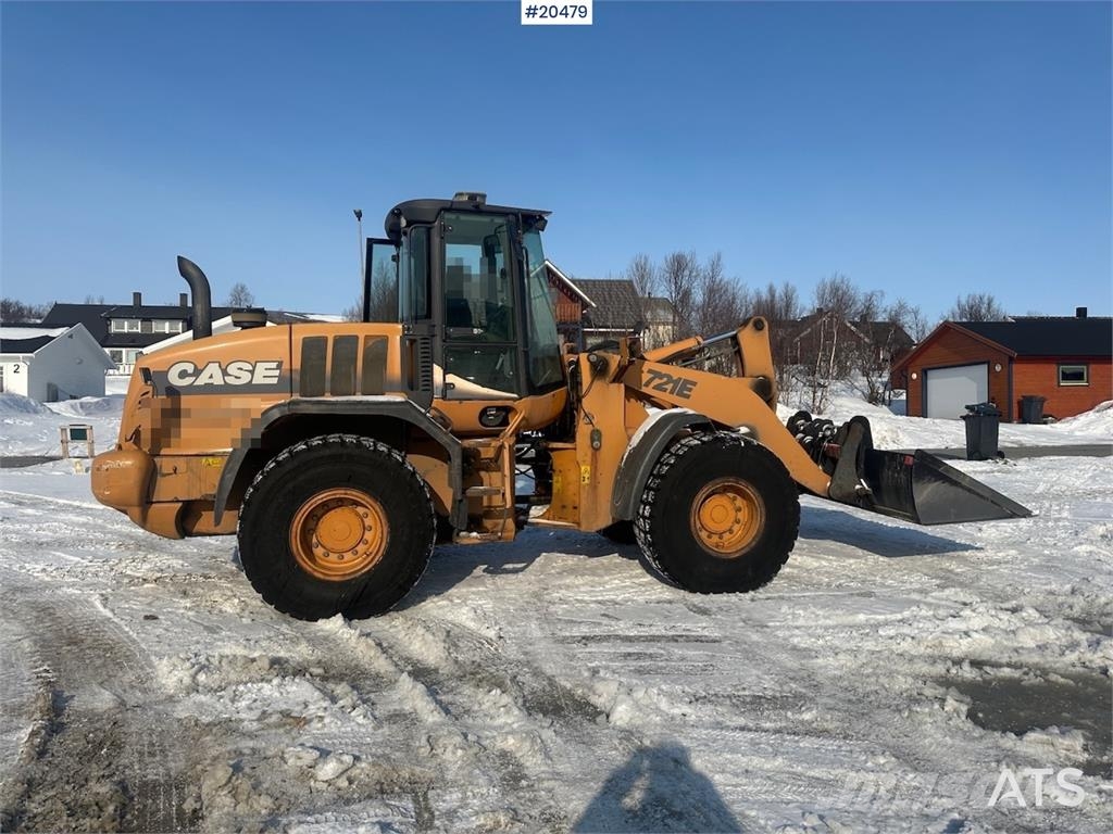 CASE 721E wheel loader w/ bucket. WATCH VIDEO. Wielladers