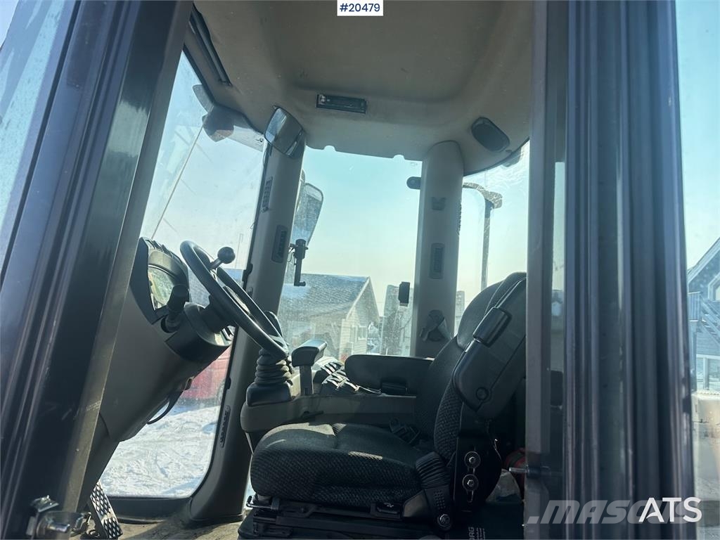 CASE 721E wheel loader w/ bucket. WATCH VIDEO. Wielladers