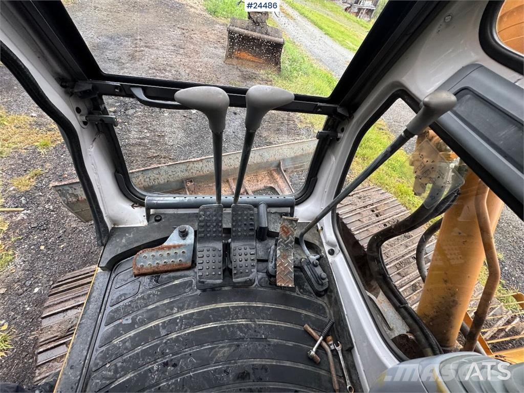 CASE 9007 Tracked Excavator w/ 2 Buckets – 4,770 Hours Lánctalpas kotrók