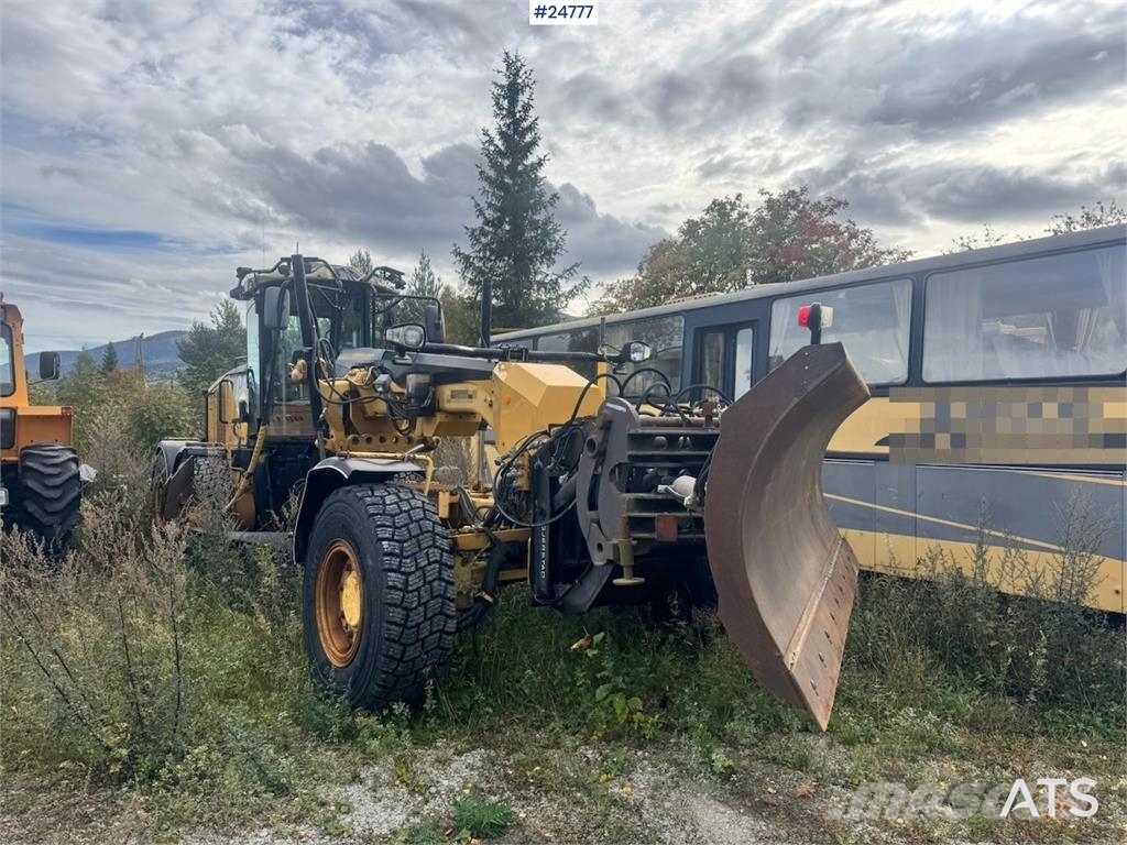 CAT 140M Greyderler
