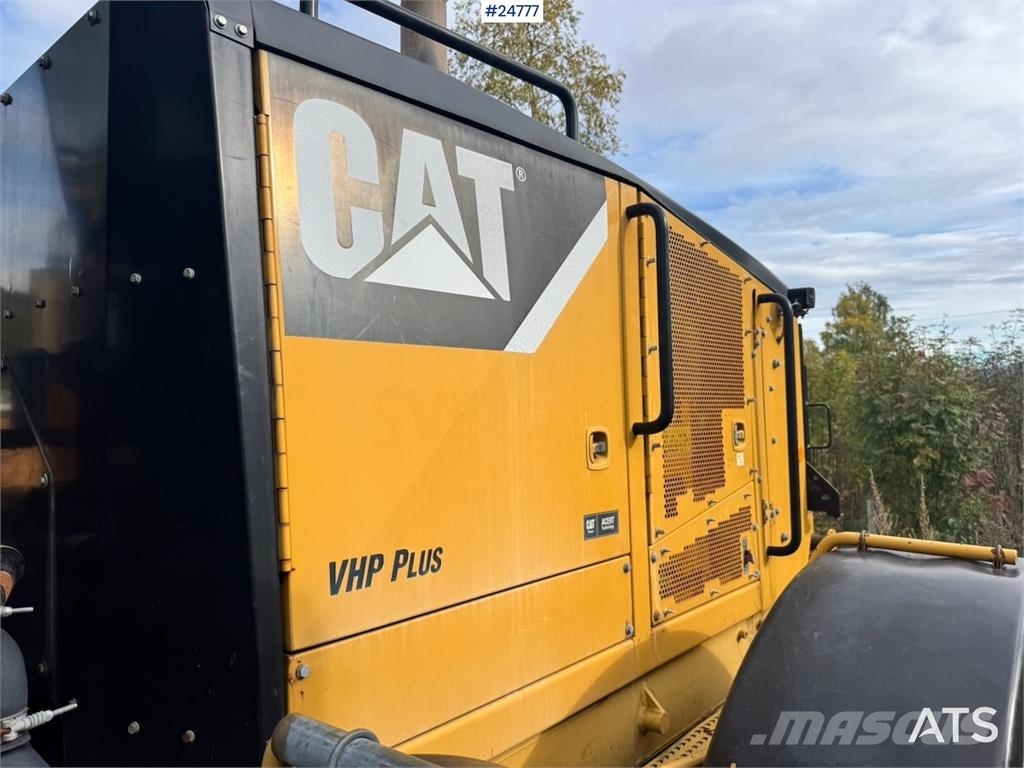 CAT 140M Greyderler