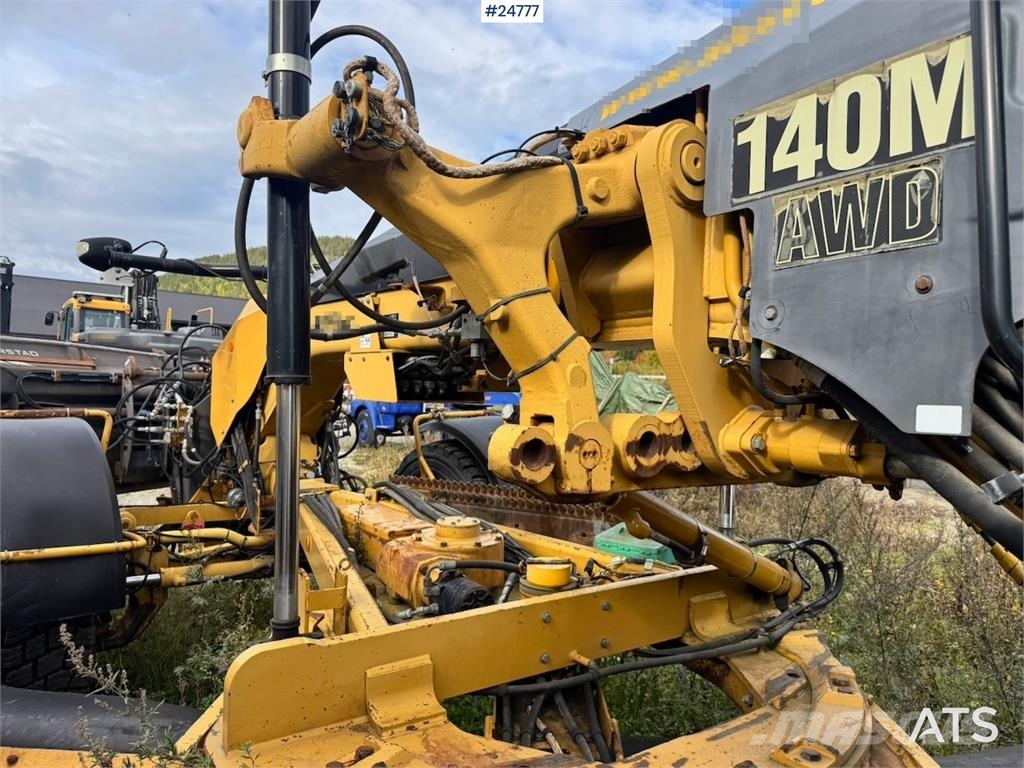 CAT 140M Greyderler