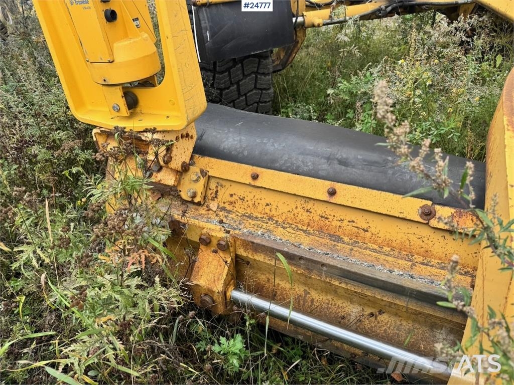 CAT 140M Greyderler