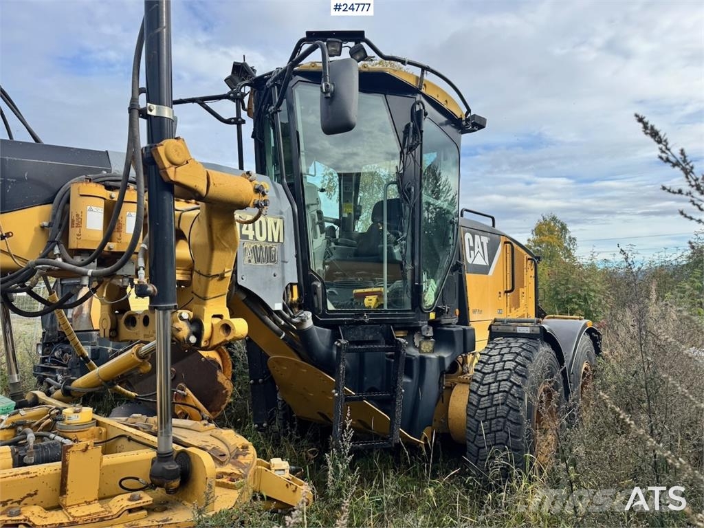 CAT 140M Greyderler