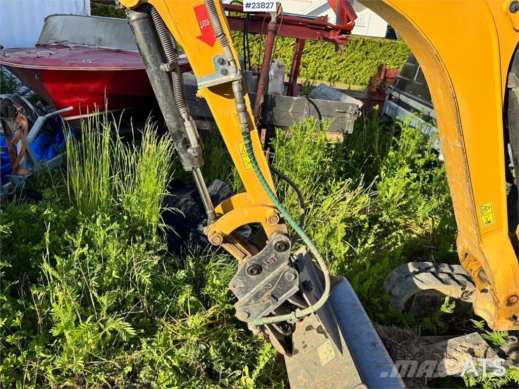 CAT 301.8 حفارات صغيرة أقل من 7 طن (حفارات صغيرة)