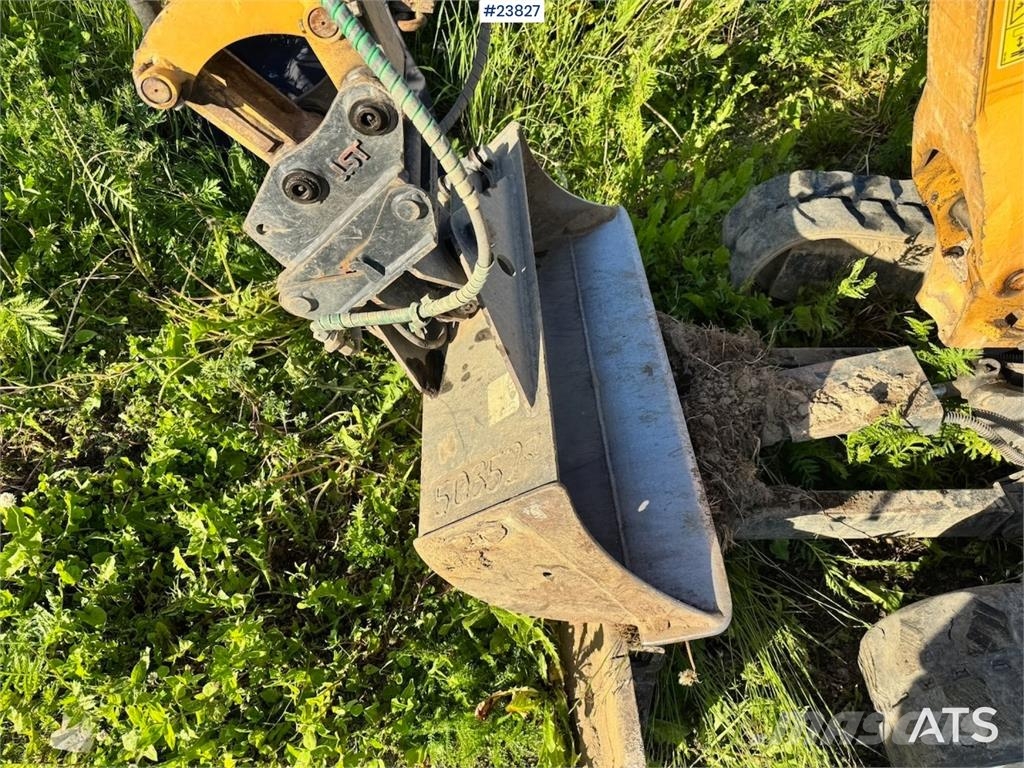 CAT 301.8 حفارات صغيرة أقل من 7 طن (حفارات صغيرة)