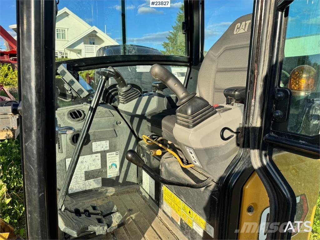 CAT 301.8 حفارات صغيرة أقل من 7 طن (حفارات صغيرة)