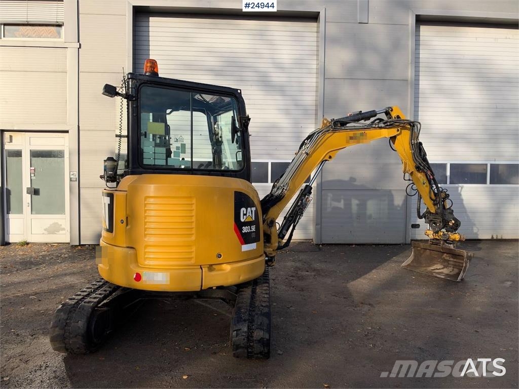 CAT 303.5ECR Mini excavator – 2 buckets – 2070 hours Mini bageri < 7t