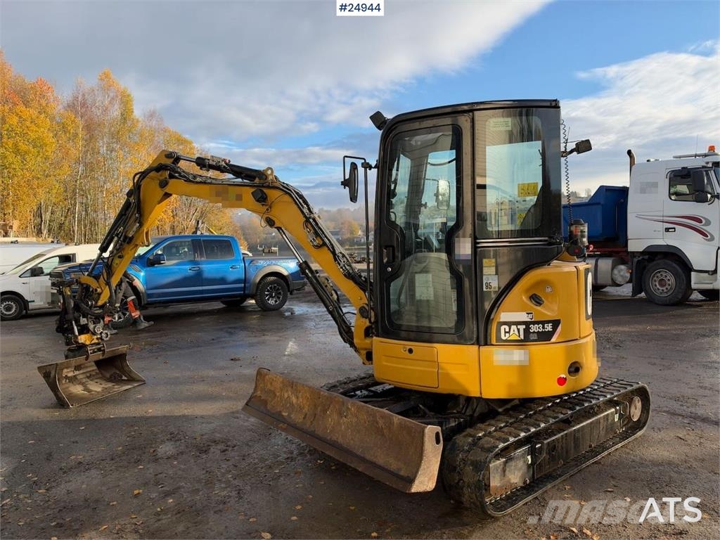 CAT 303.5ECR Mini excavator – 2 buckets – 2070 hours Mini bageri < 7t