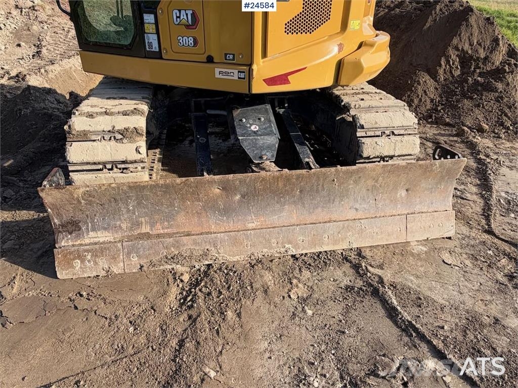 CAT 308 Tracked excavator with 3 buckets, tiltrotator Paletli ekskavatörler