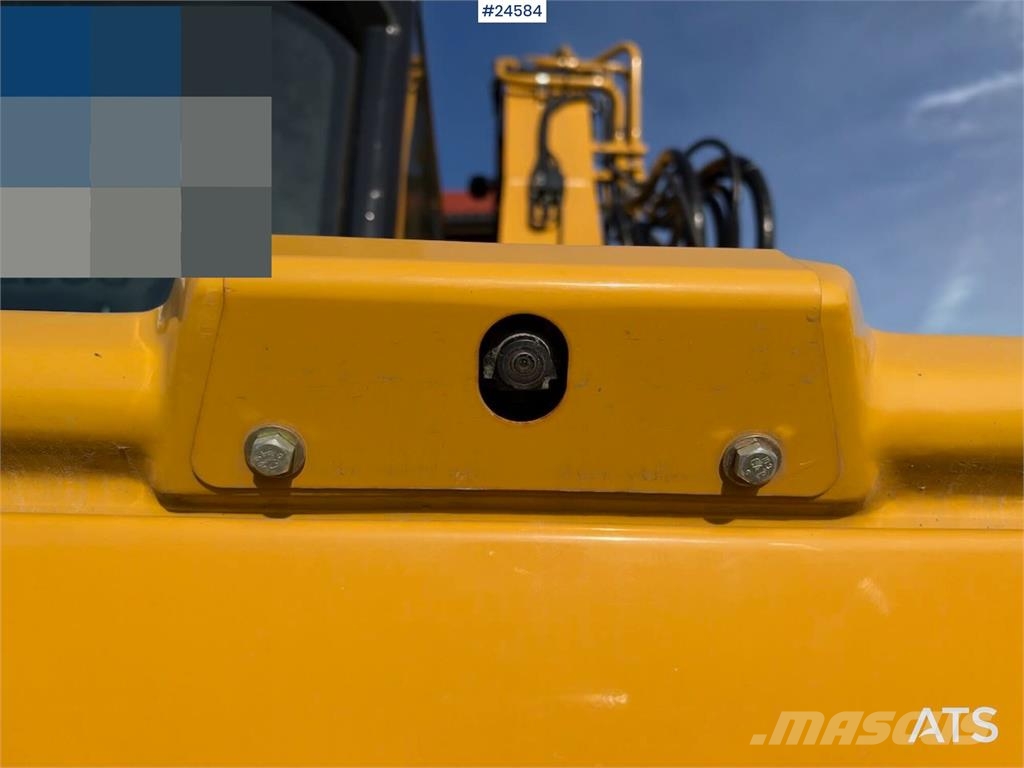 CAT 308 Tracked excavator with 3 buckets, tiltrotator Paletli ekskavatörler