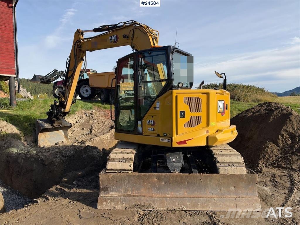 CAT 308 Tracked excavator with 3 buckets, tiltrotator Paletli ekskavatörler
