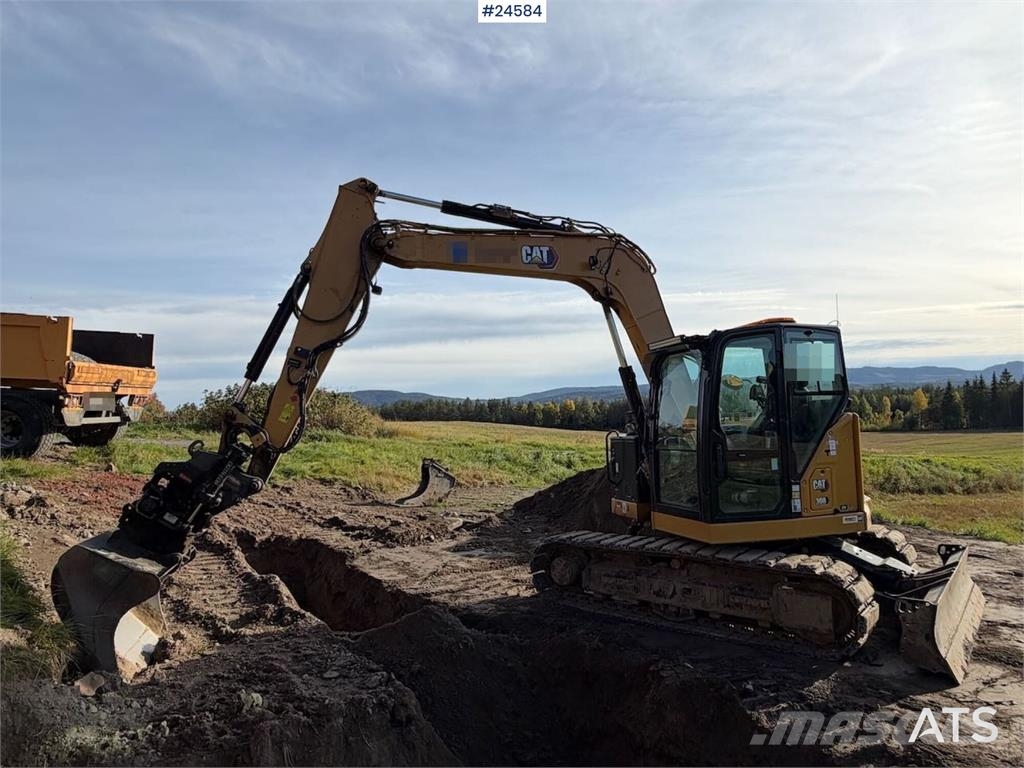 CAT 308 Tracked excavator with 3 buckets, tiltrotator Paletli ekskavatörler