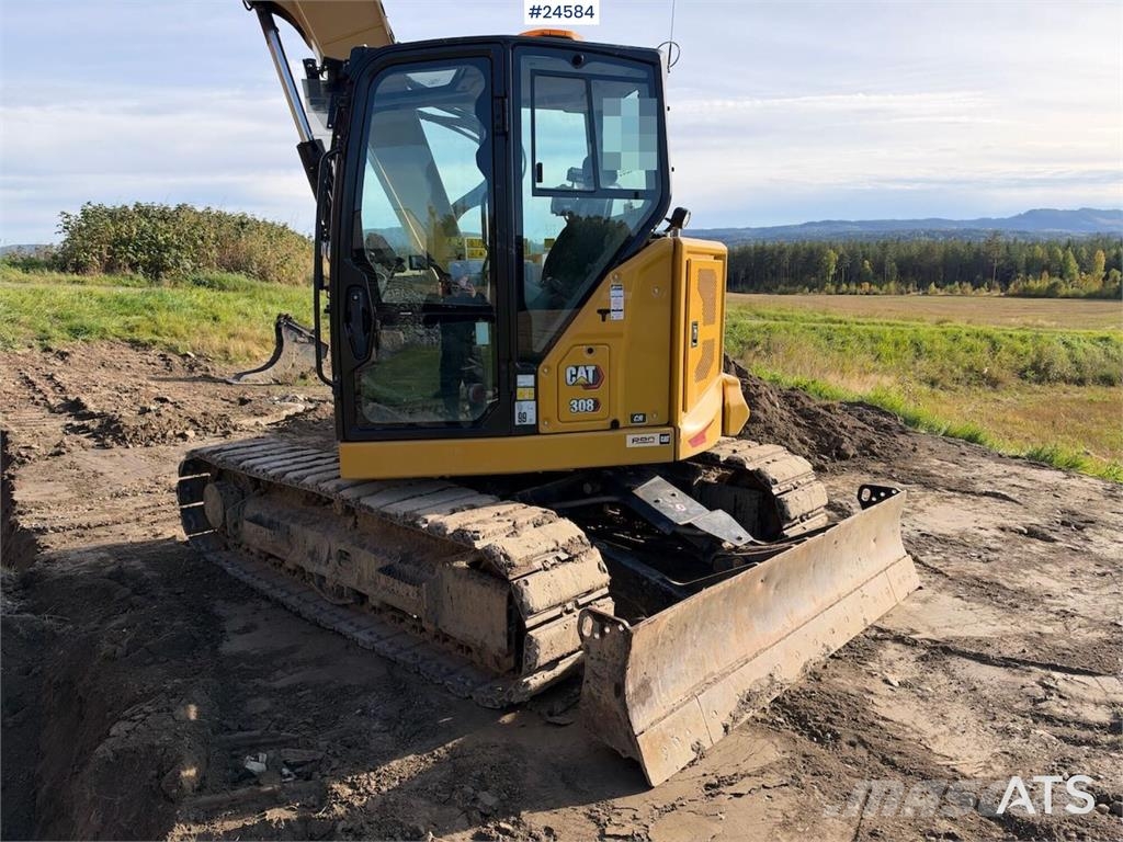 CAT 308 Tracked excavator with 3 buckets, tiltrotator Paletli ekskavatörler