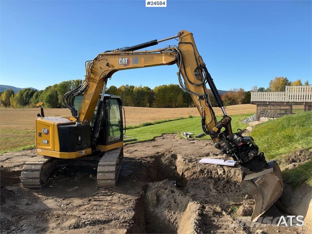 CAT 308 Tracked excavator with 3 buckets, tiltrotator Paletli ekskavatörler