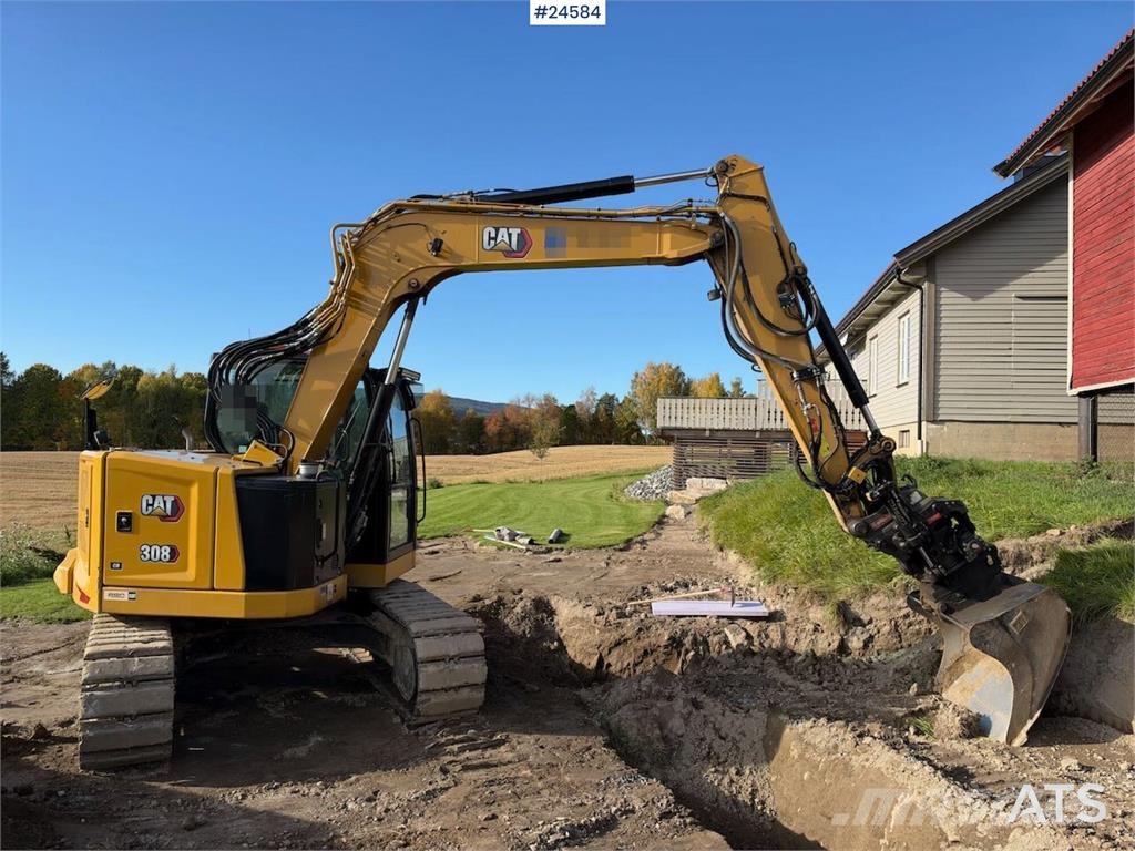 CAT 308 Tracked excavator with 3 buckets, tiltrotator Paletli ekskavatörler