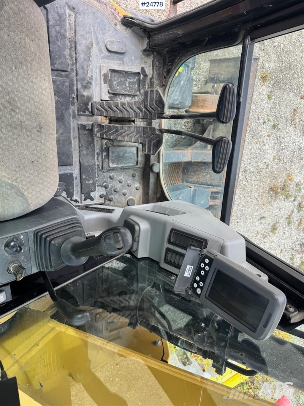 CAT 308D Paletli ekskavatörler