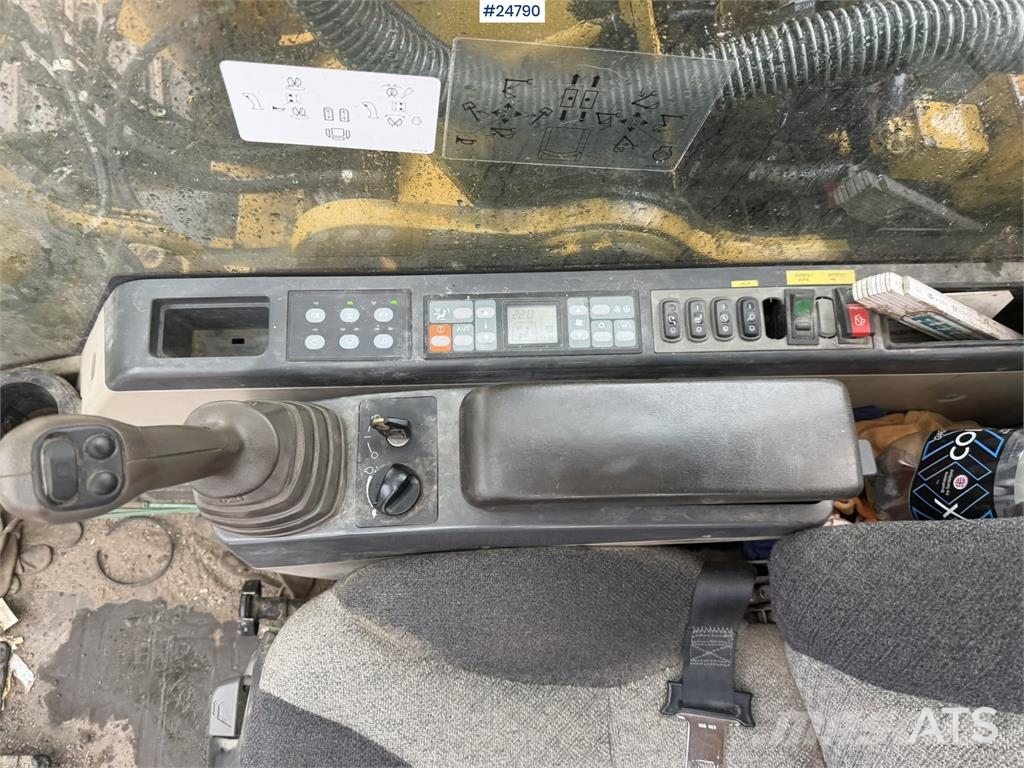 CAT 315C Excavator with digging bucket, hydraulic grad Crawler excavators