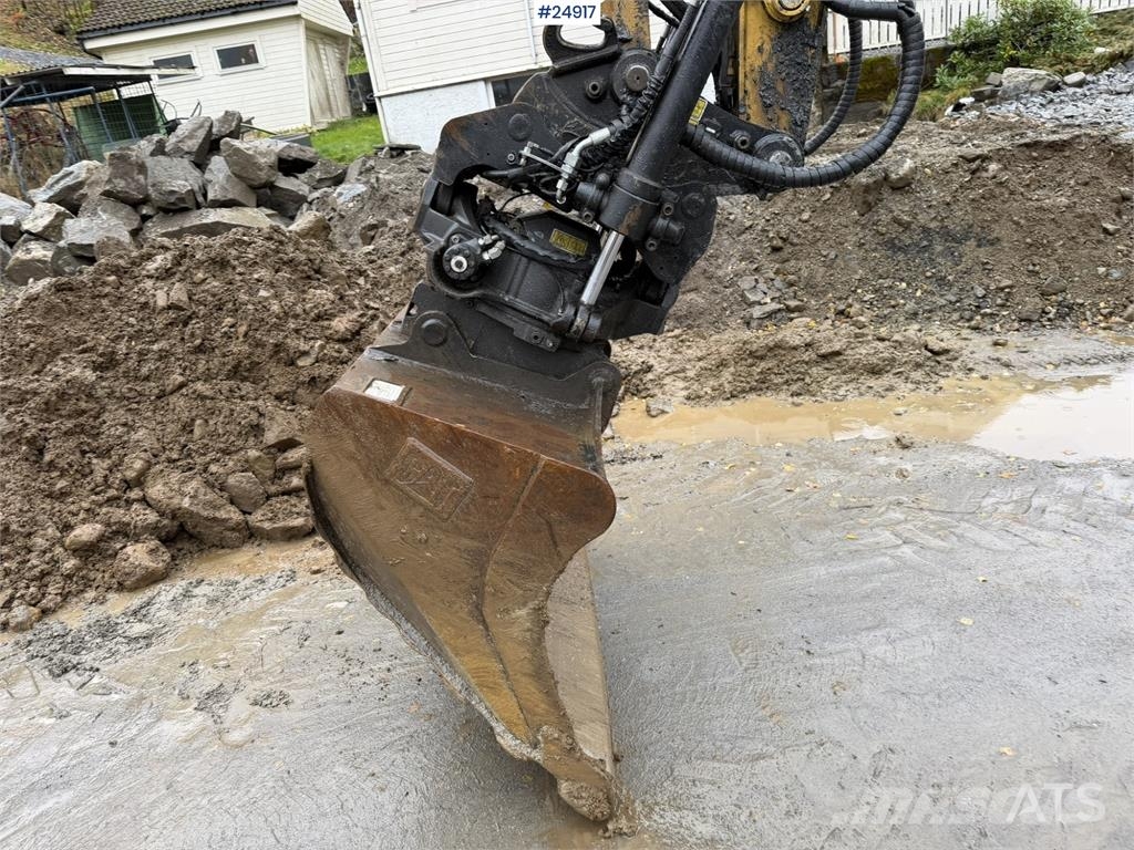 CAT 315GC Excavator with tiltrotator, grading bucket, Lánctalpas kotrók