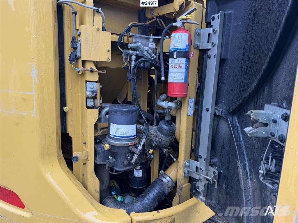 CAT 315GC Excavator with tiltrotator, grading bucket, Lánctalpas kotrók