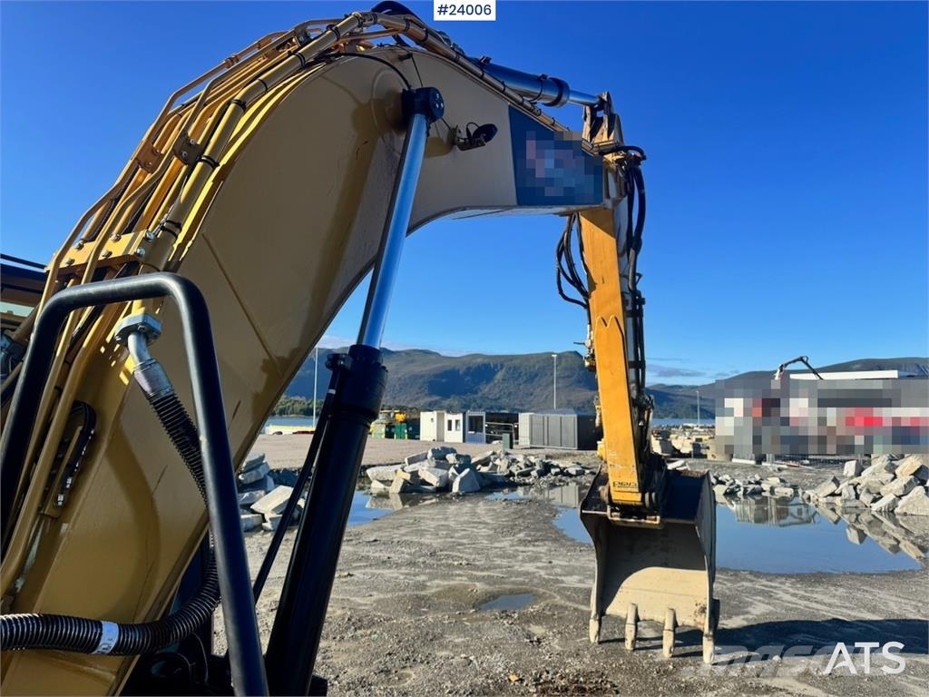 CAT 320 Excavadoras sobre orugas