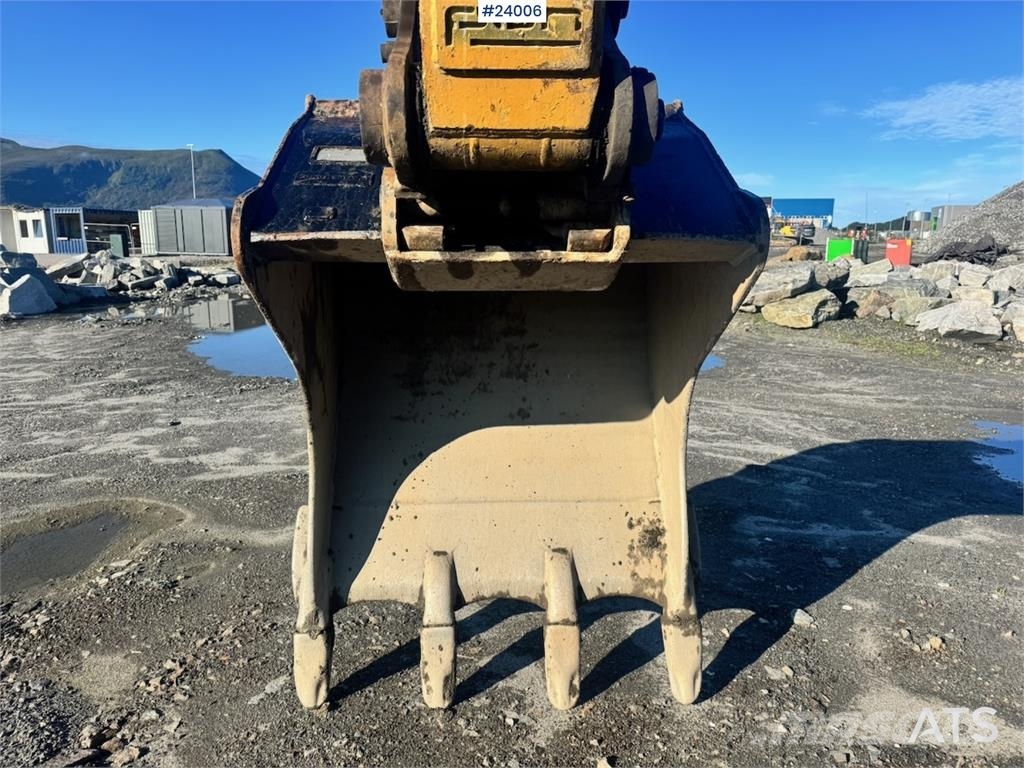 CAT 320 Excavadoras sobre orugas