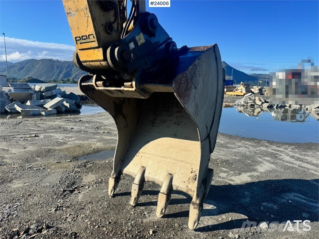 CAT 320 Excavadoras sobre orugas