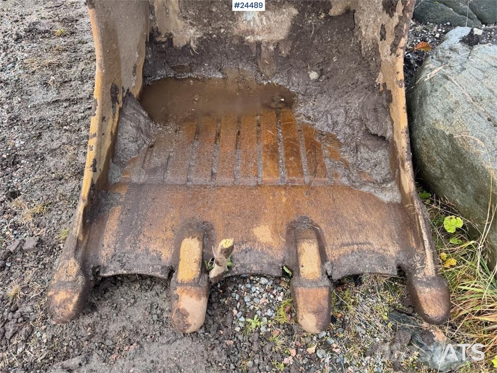 CAT 323DL Bageri gusjeničari
