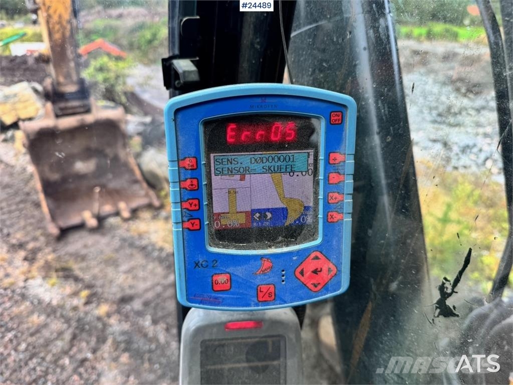 CAT 323DL Bageri gusjeničari