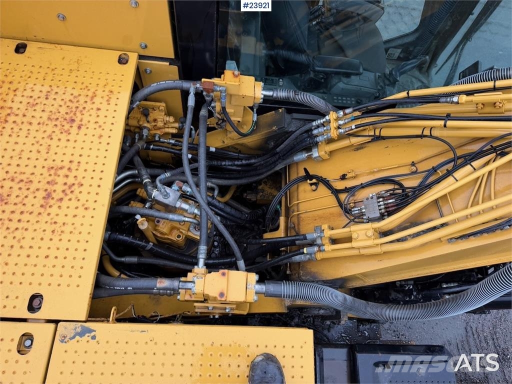 CAT 324 EL Escavatori cingolati