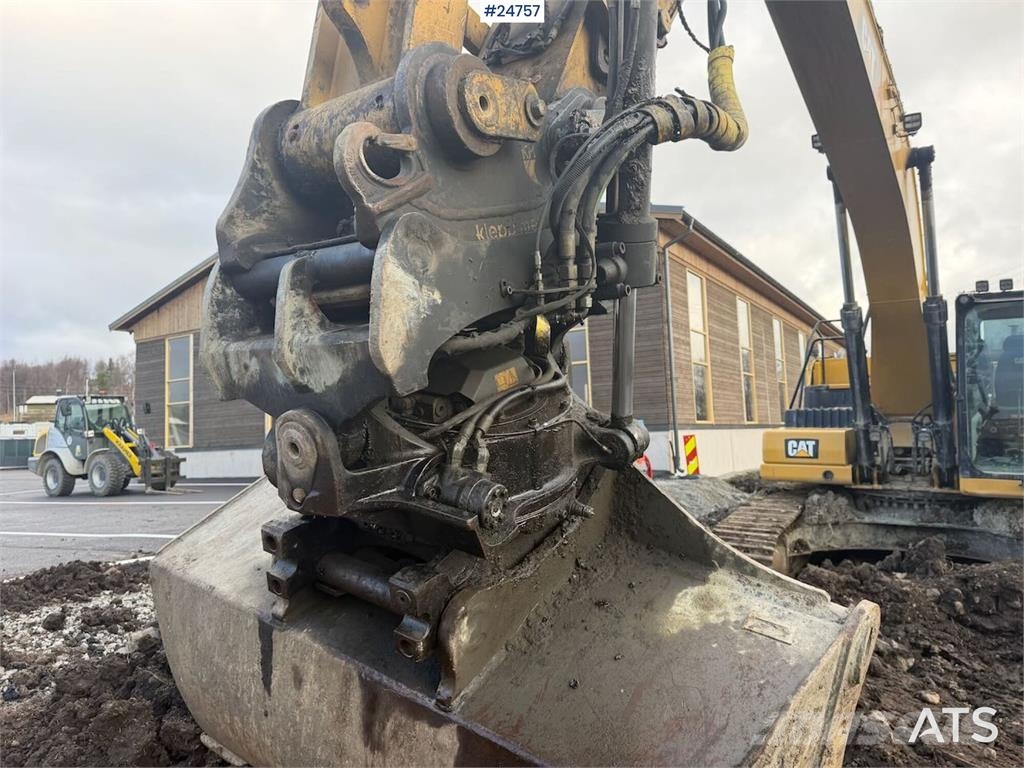 CAT 330 Beltegraver