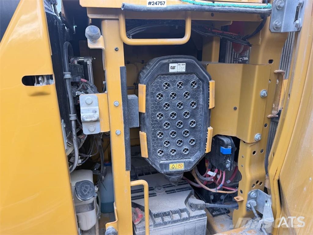 CAT 330 Beltegraver