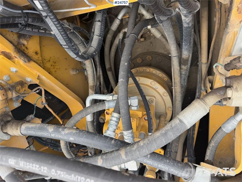 CAT 330 Beltegraver