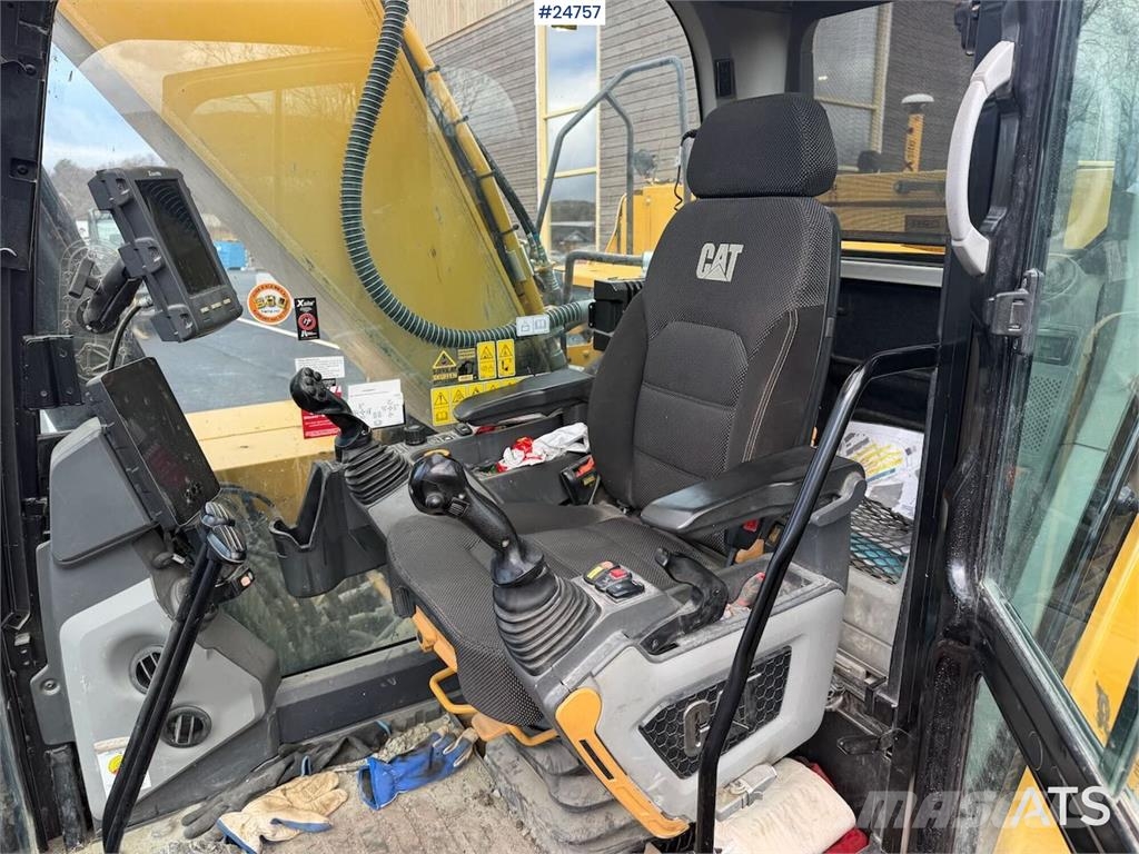 CAT 330 Beltegraver