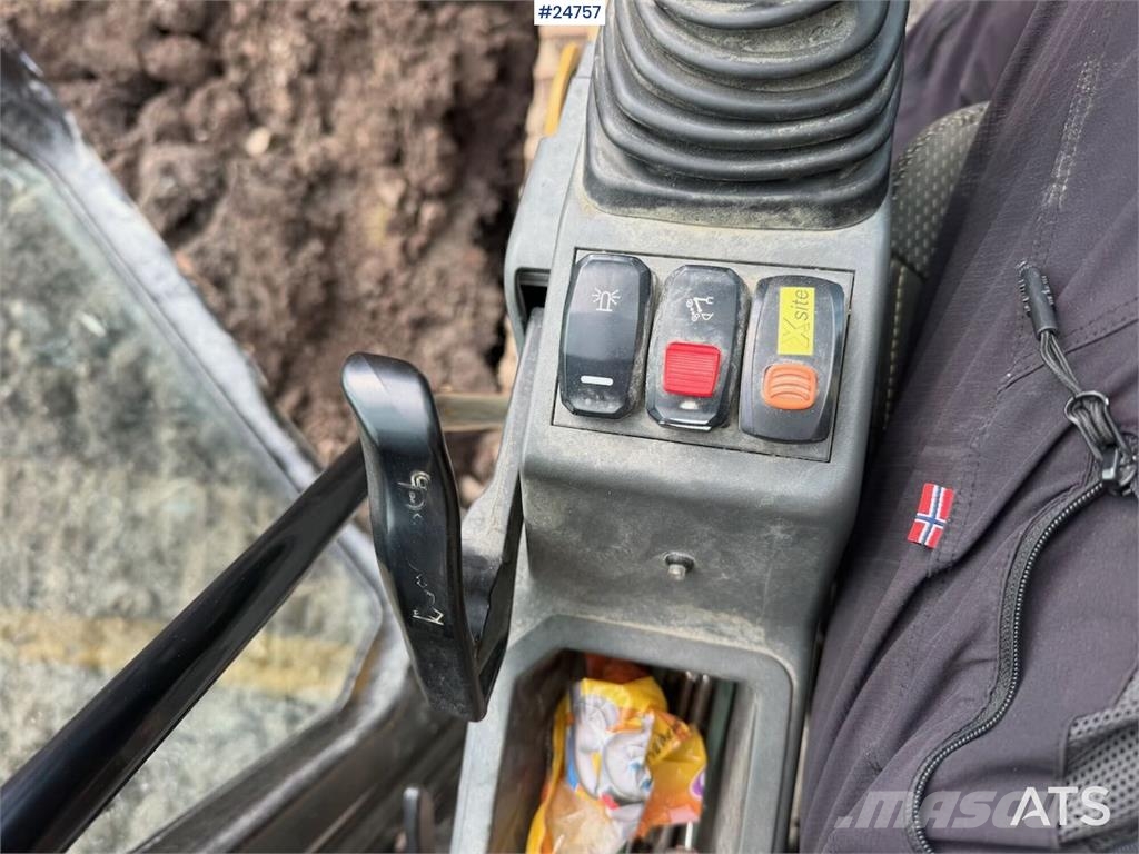 CAT 330 Beltegraver