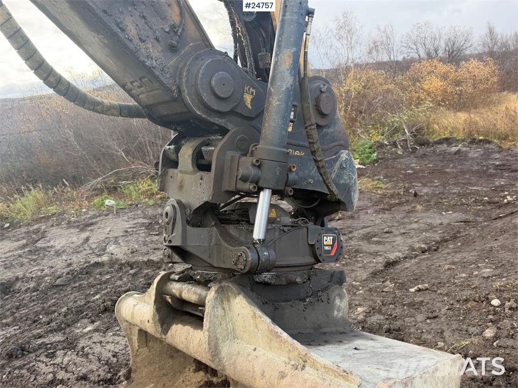 CAT 330 Beltegraver