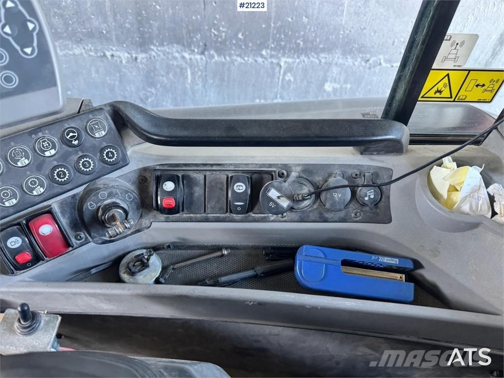 CAT 930 K Pale gommate
