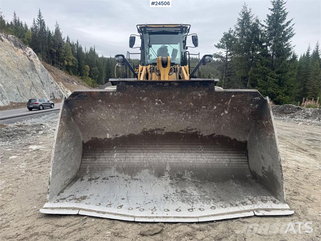 CAT 966 Wheel Loader – Bucket and Weighing System – 50 Naudoti ratiniai krautuvai