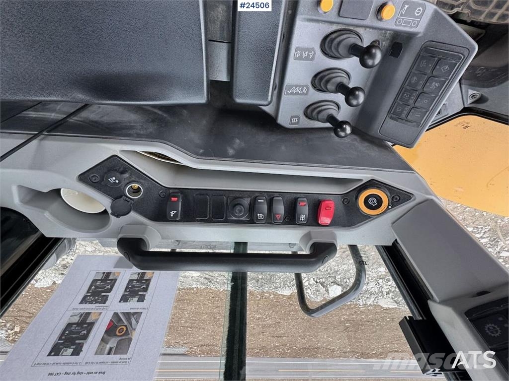 CAT 966 Wheel Loader – Bucket and Weighing System – 50 Naudoti ratiniai krautuvai