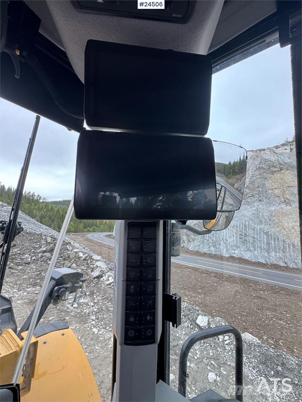 CAT 966 Wheel Loader – Bucket and Weighing System – 50 Naudoti ratiniai krautuvai