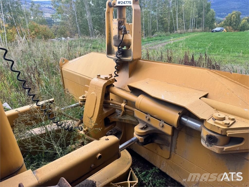 CAT D5N LGP Paletli dozerler