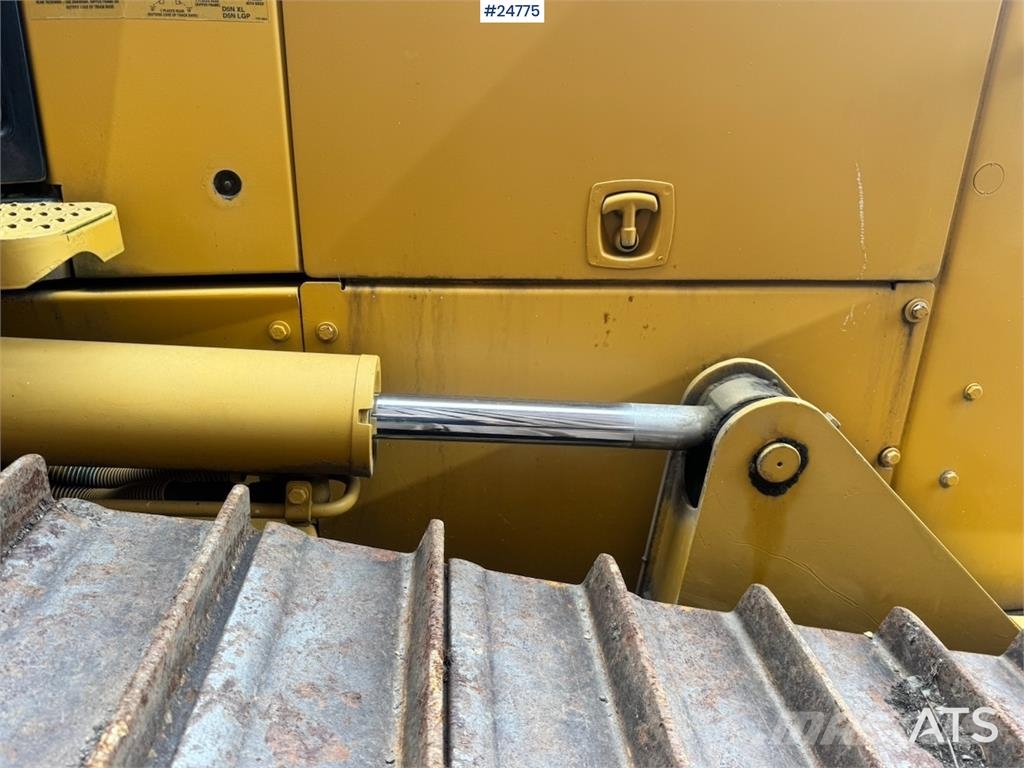 CAT D5N LGP Paletli dozerler