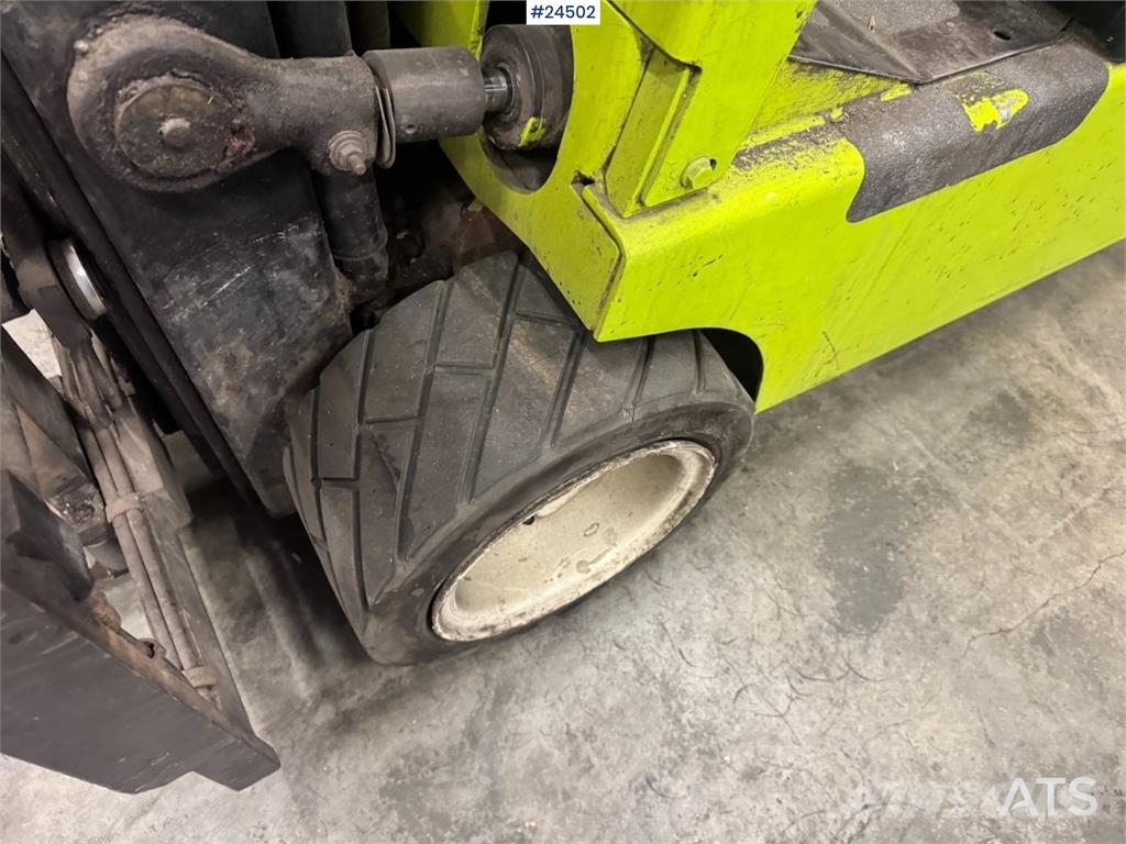 Clark CEM20S Forklift – Requires New Battery Akumulátorové vozíky