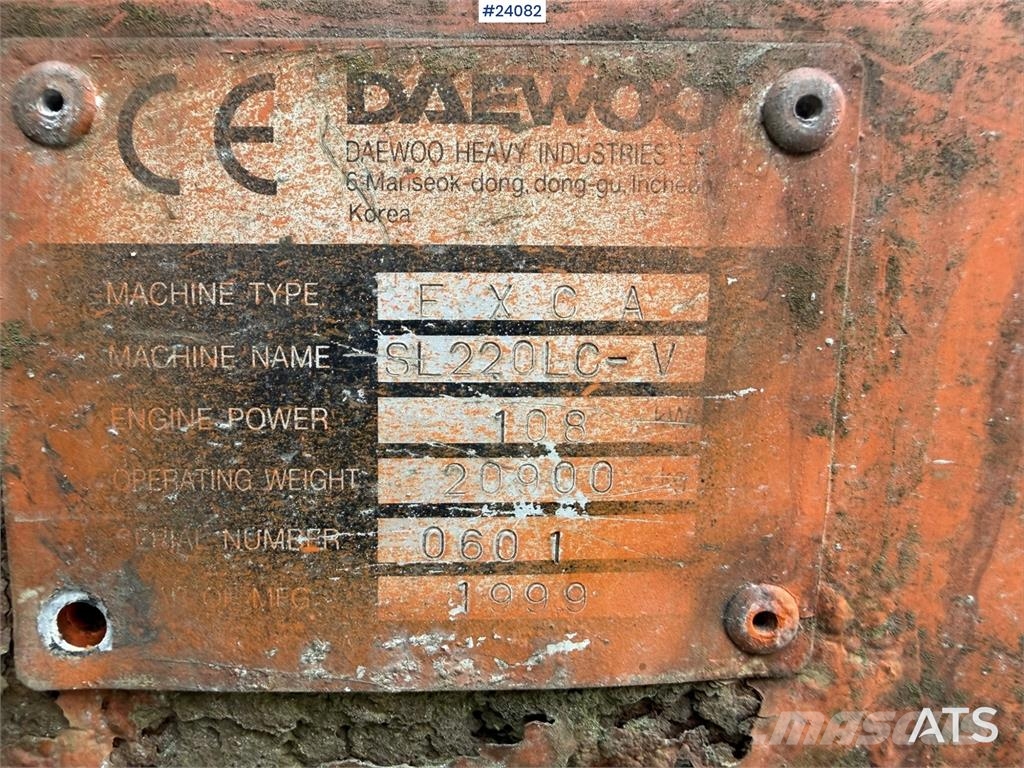 Daewoo SL220LC-V Excavator with Tooth Bucket Εκσκαφείς με ερπύστριες