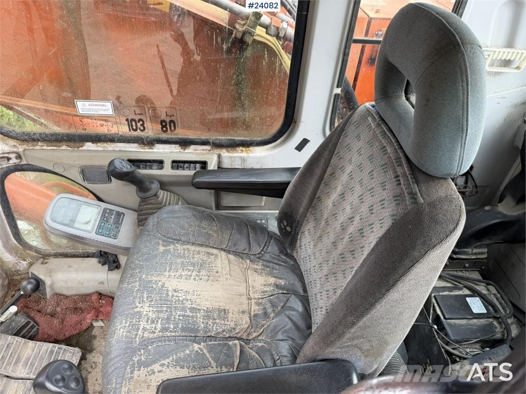 Daewoo SL220LC-V Excavator with Tooth Bucket Εκσκαφείς με ερπύστριες